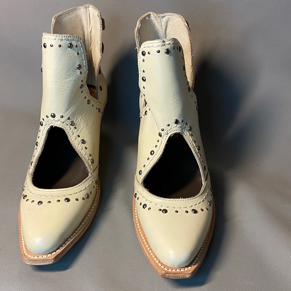Freebird “Melody” Booties — Women US 9 — New, Handmade Leather - Picture 3 of 14